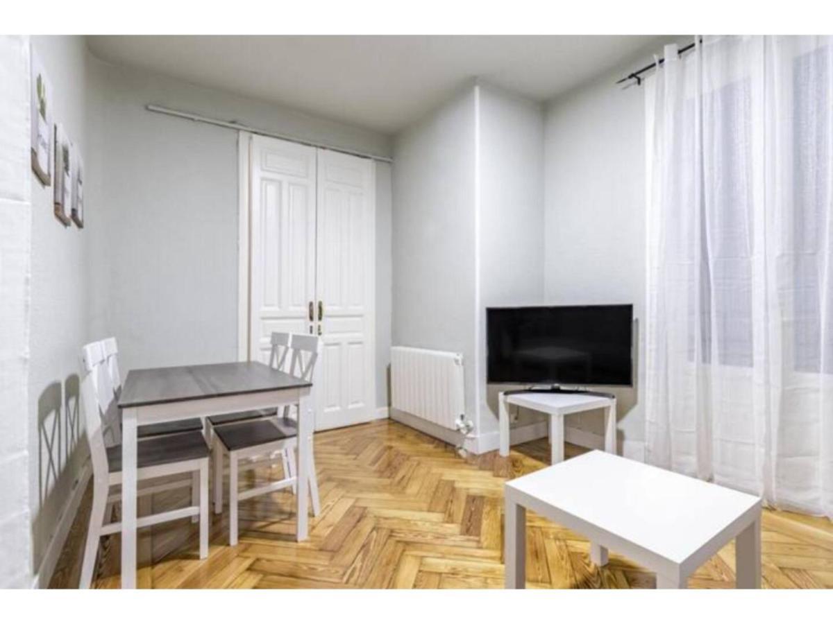 Silencioso Apartamento En Bailen-La Latina Apartment มาดริด ภายนอก รูปภาพ